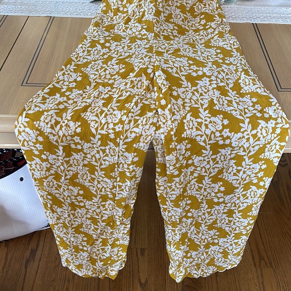 Code X Mode brand cute XS rayon/cotton jumpsuit. - Picture 4 of 4